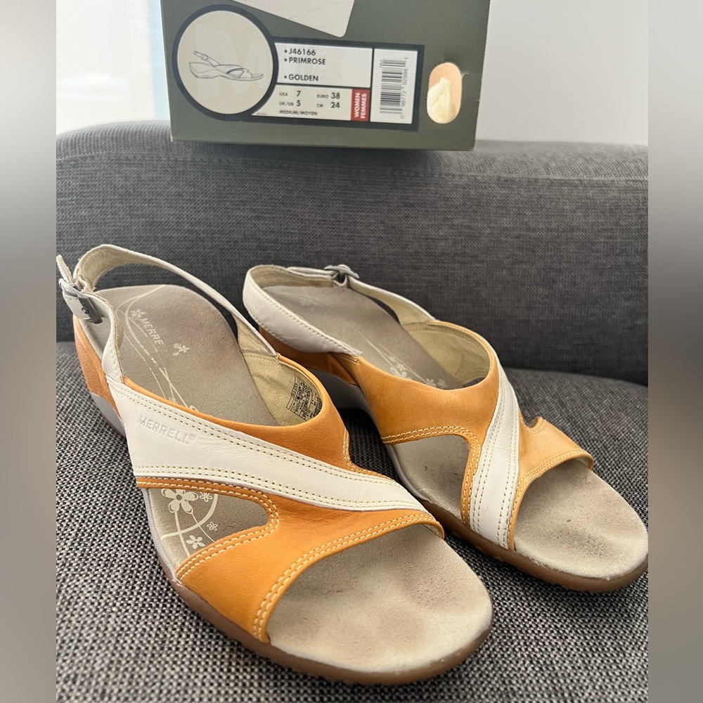 ❤️ comfy and unique wedge sandals in super soft leather